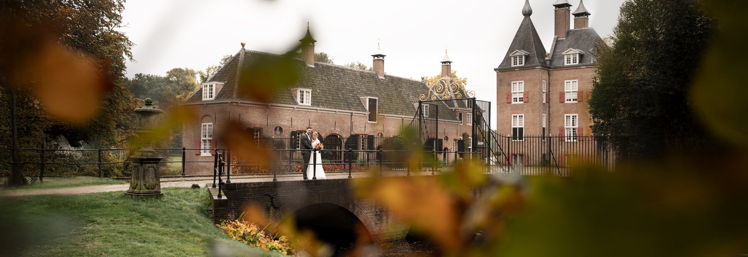 Loveshoot huwelijk Studio Hann trouwfotograaf Capelle aan den IJssel regio Rotterdam loveshoot
