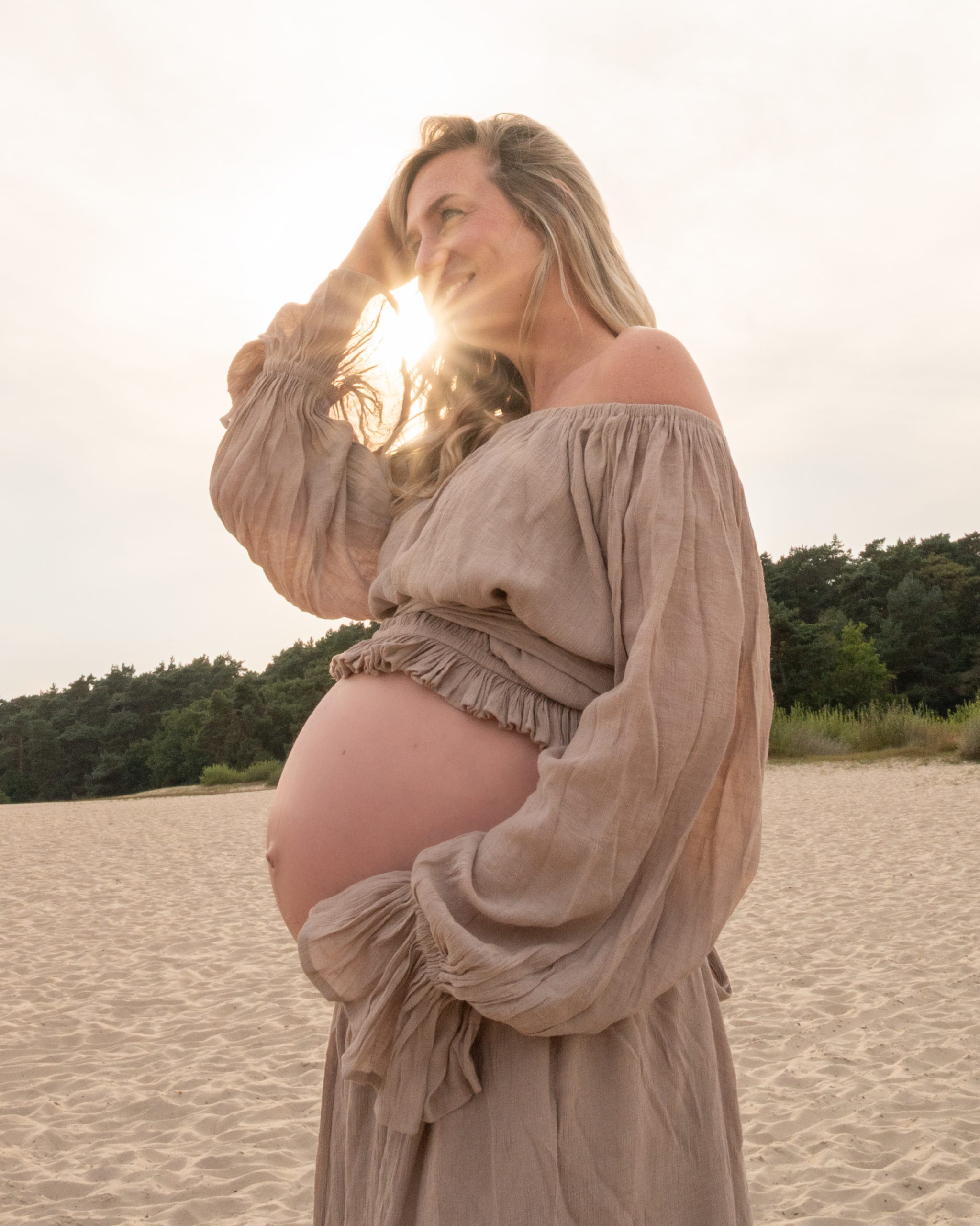 zwangerschapshoot Studio Hann Capelle aan den IJssel