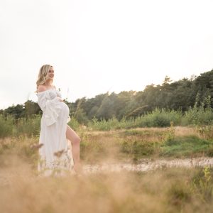 zwangerschapshoot Studio Hann Capelle aan den IJssel